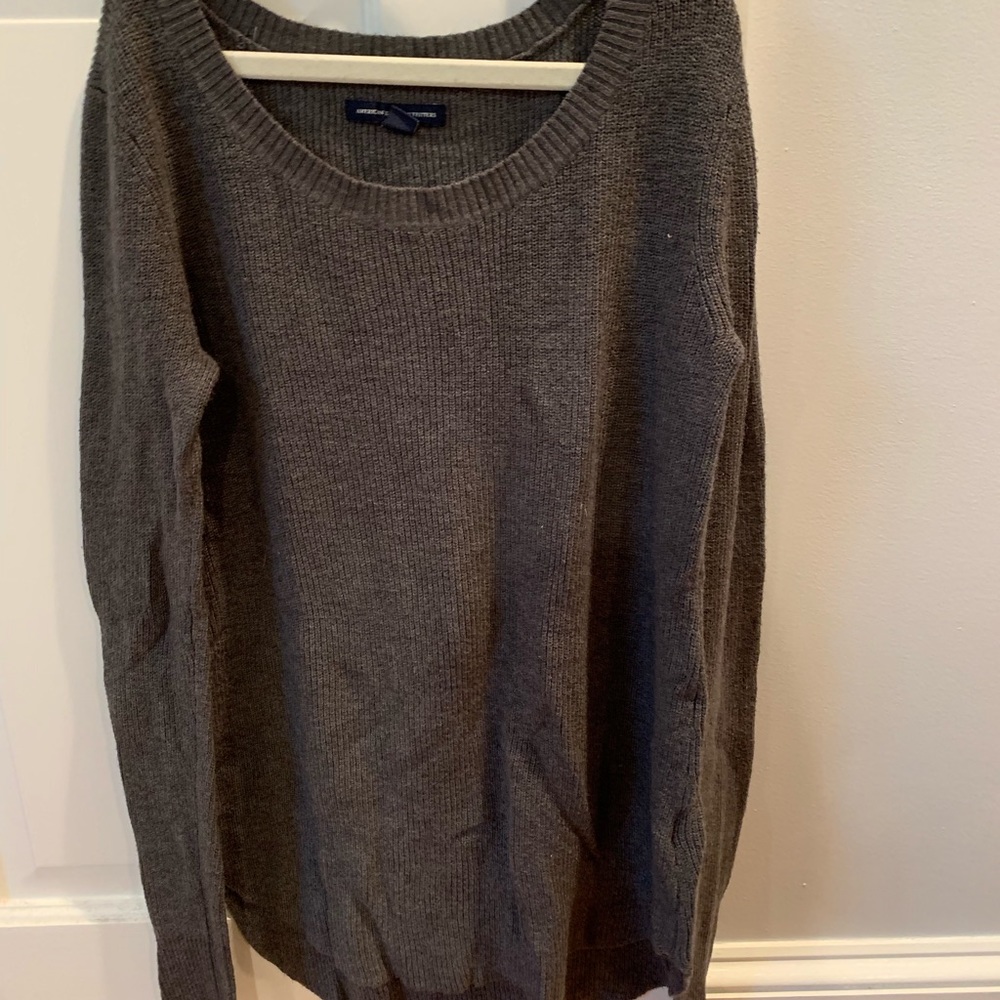 American Eagle sweater